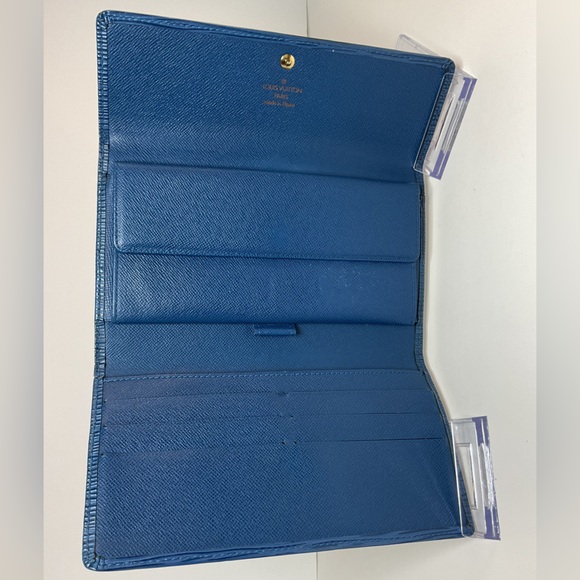 Louis Vuitton Epi Blue Wallet - Picture 5 of 10